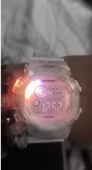 Dámske štýlové elegantné a športové hodinky 2 ks, quartz