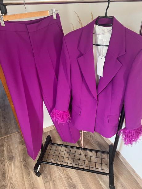 Zara viralny sakovy komplet s perím, zara,s