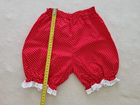 Červené bodkované šaty č.80, 80