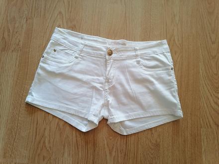 Šortky, 38