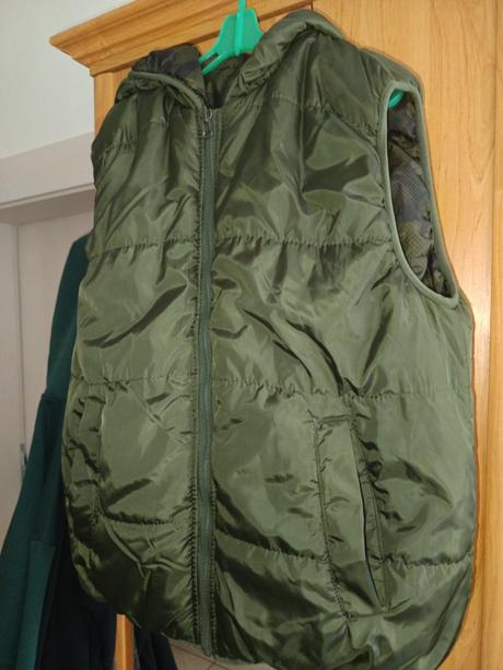 Obojstranná vesta, 158