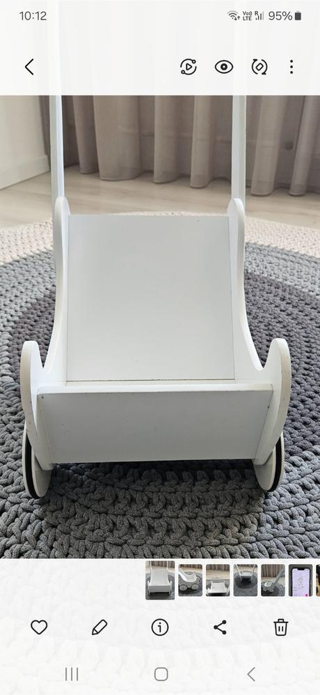 Drevený kočík pre bábiky, 