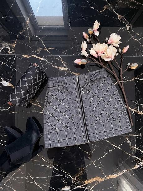 Sukňa káro, stradivarius,m