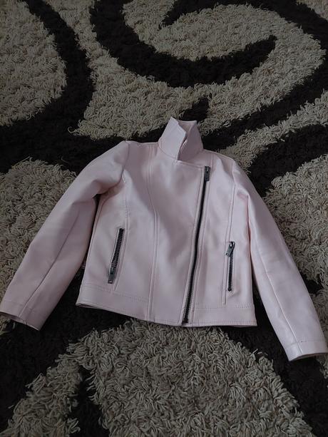 Kozienkova bunda, sinsay,128