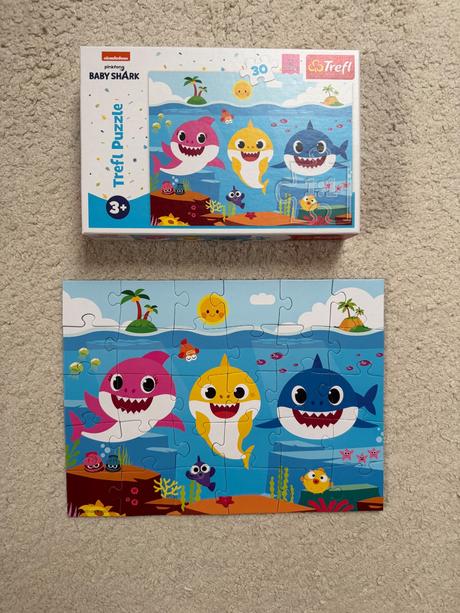 Baby shark sada - puzzle+figurky+box,