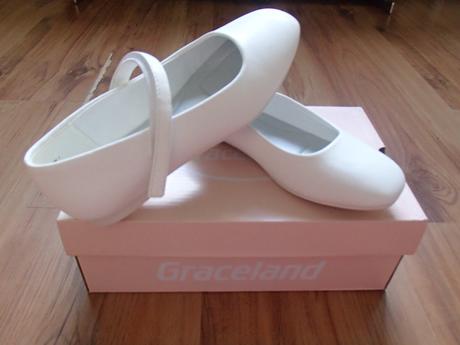 Topánky na prvé sväté prijímanie, graceland,32