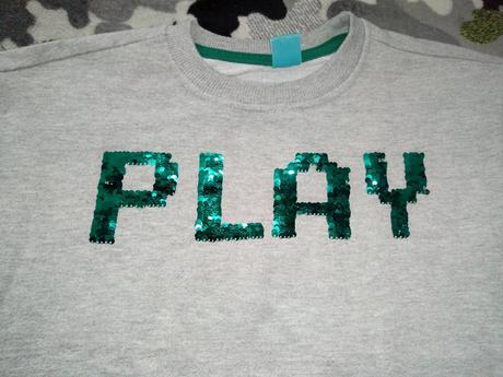 Mikina s meniacimi flitrami, pepco,134