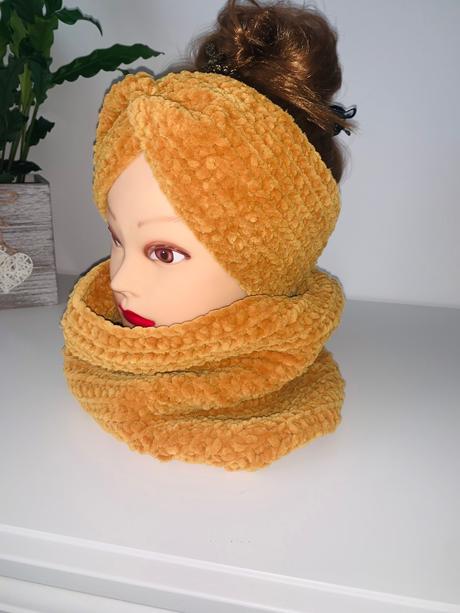 Čelenka a tunel/nákrčnik, 