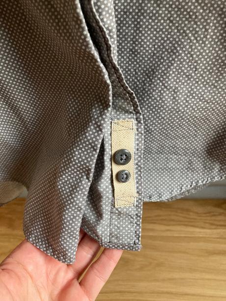 Kvalitná pánska košeľa m, levis,m