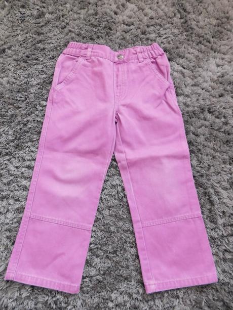 Nohavice č.104, 104