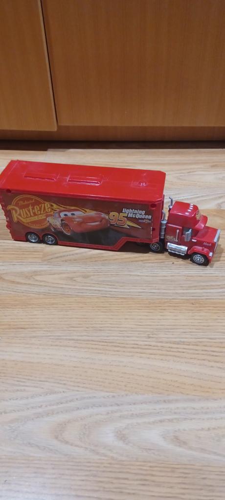 Mcqueeen auto, 