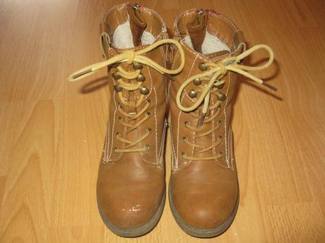 Dievčenské topánky, 32