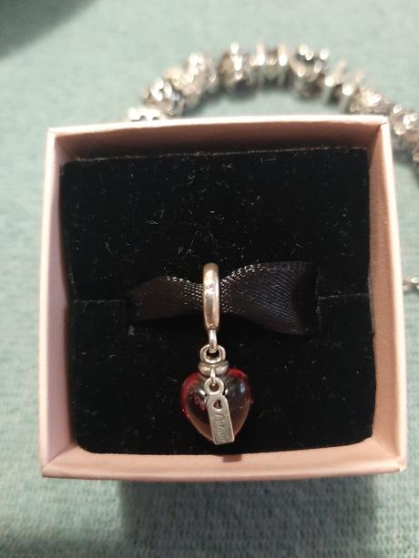 Predám pandora prívesok, pandora