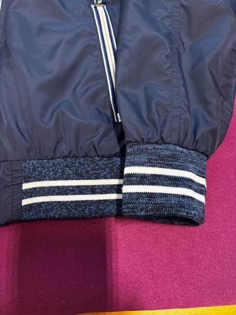 Prechodná vetrovka, ovs,146