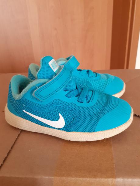 Nike tenisky, nike,23