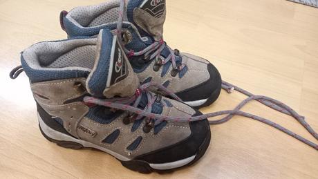 Pevné kvalitné topánky kefas, 29