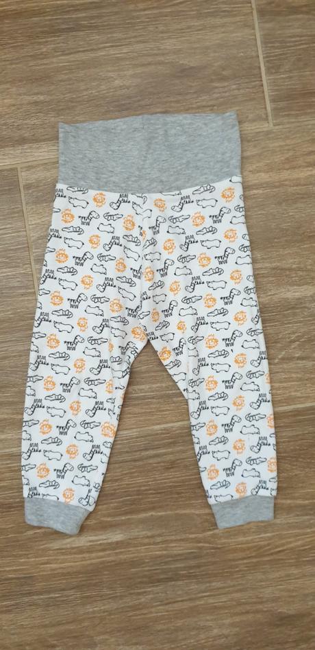 Pyžamové nohavice č.74-80, lupilu,74