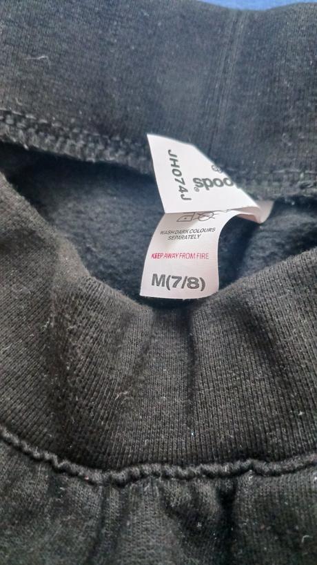 Teplakova suprava asimister, 134