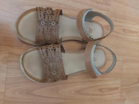 Detske celokozene sandalky, baťa,34