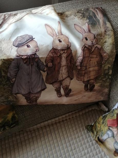 Návleky na vankúš veljonocne, 