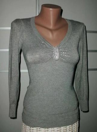 Pletený sveter s kamienkovým dekoltom, xs