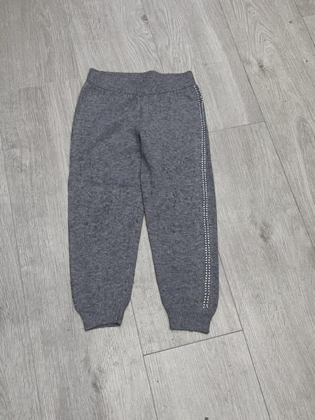 Dievčenské tepláky s kamienkami hrubšie  (5-6r.), primark,116