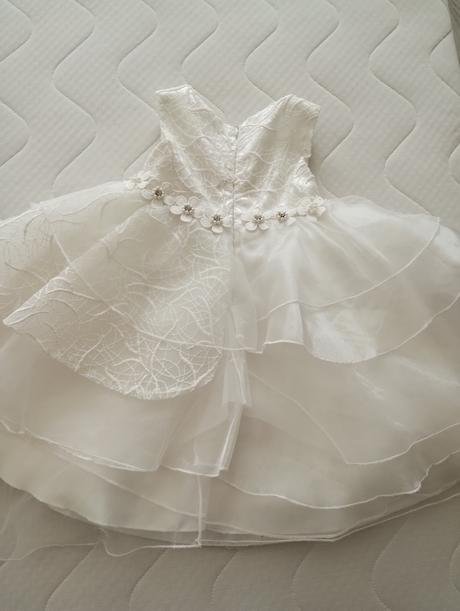 Dievčenské spoločenské šaty, 92