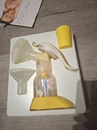 Manuálna odsávačka materského mlieka, 