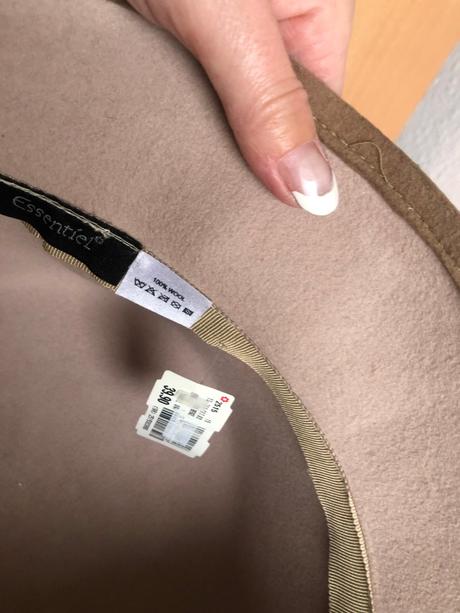 Klobuk s vysačkou, 58