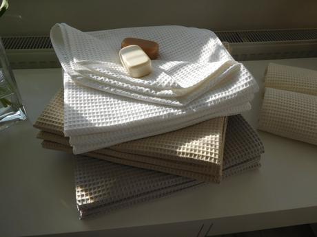 Vaflová bavlna - uteráky-140 x 70 cm, nové, 