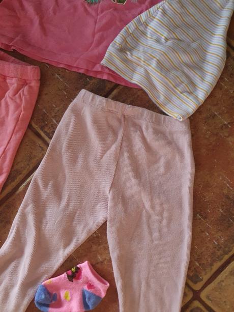 Tepláky, čiapka, tričko, ponožky,nohavičky v.86, 86–98