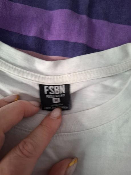 Tričko darujem k nákupu, m