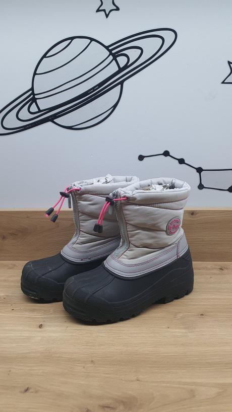 Snehule, lee cooper,35