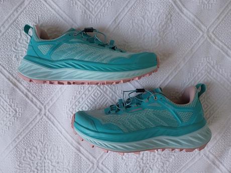 Nove damske bezecke / trail/ trekking topanky lowa, 40