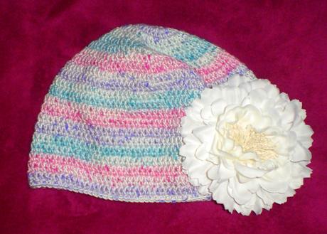 Nové detské čiapočky s kvetom , 116