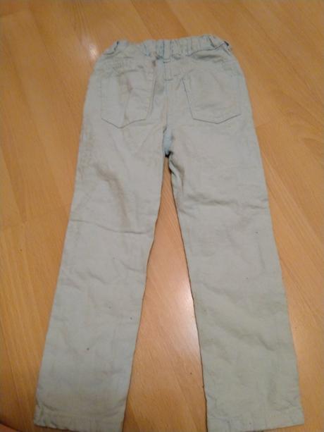 Bledozelene mäkké rifle s jemným vzorom., f&f,110