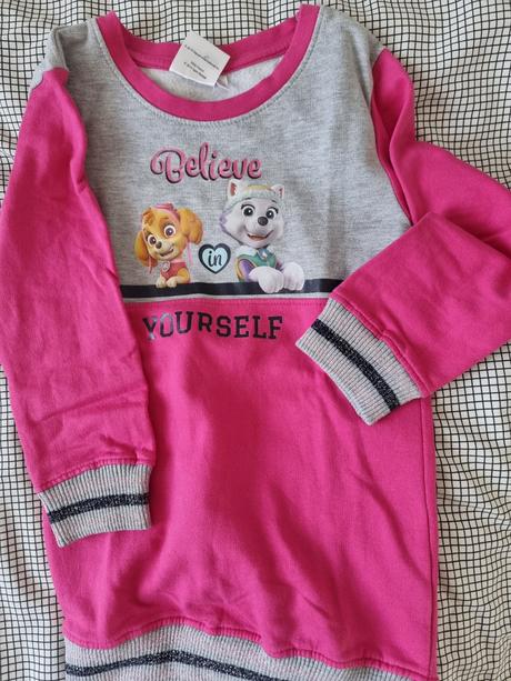 Mikinové šaty, 110