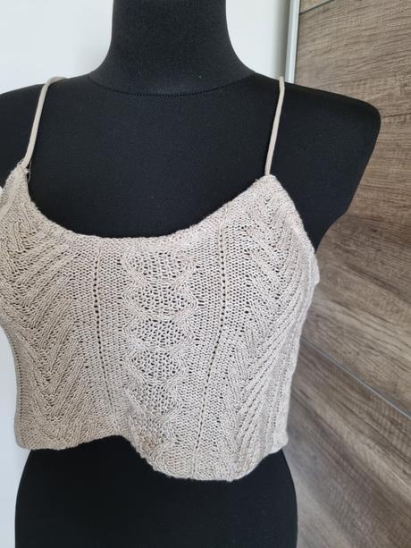 Háčkovany top, stradivarius,xl