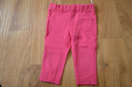 Pulóver + body + nohavice, c&a,74