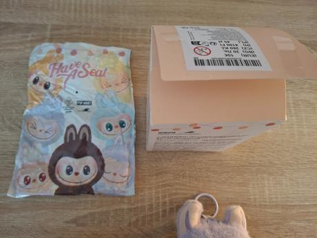 Nový labubu/lafufu popmart s oblečením, 