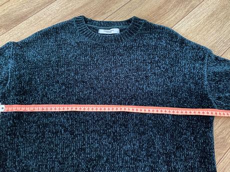 Pulover zn. hause, house,xs