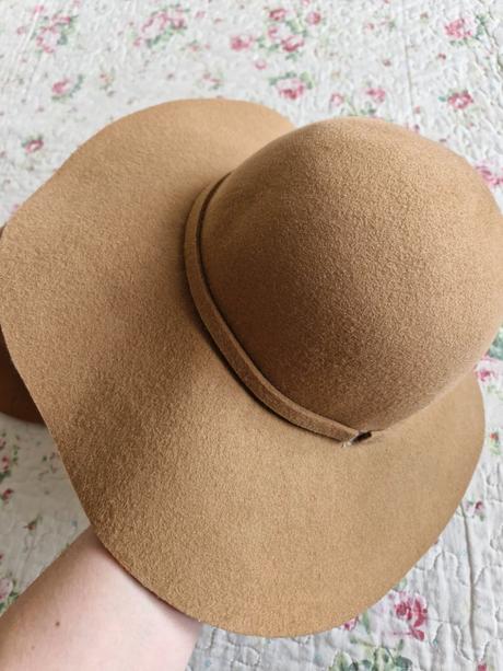 Klobúk - mama a dcéra, reserved,104