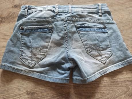 Riflové šortky, 36