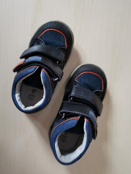 Topanky, protetika,23