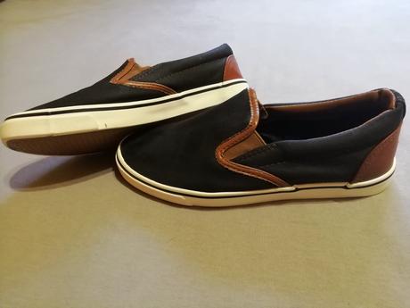 Prezúvky alebo cvicky, 35