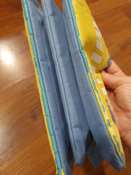 Peračník minion na veľa pasteliek,