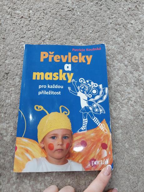 Kniha ,prevleky a masky, 