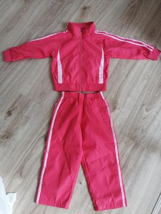 Dievčenská súprava, 98