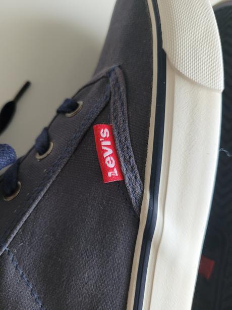 Levis tenisky 42,5, levis,42
