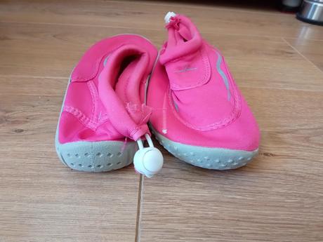 Topánky do vody, 33